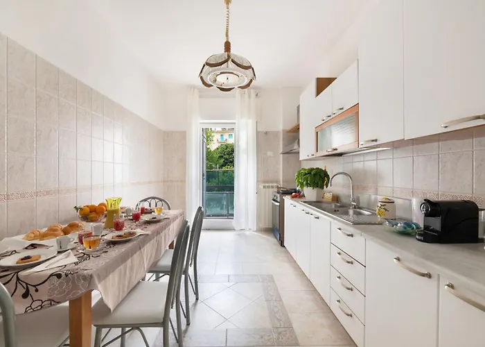 Casa Mamma Margherita Feriehus *